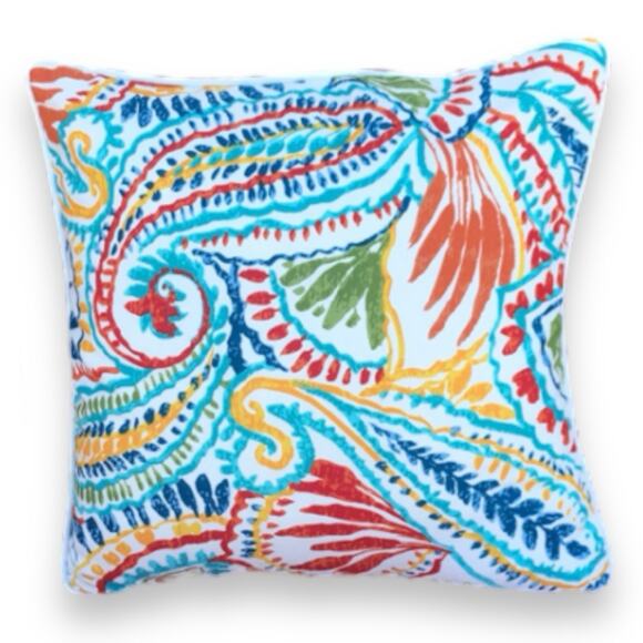 Set of 2 colorful paisley outdoor throw pillow covers 18x18" NEW - Picture 2 of 7